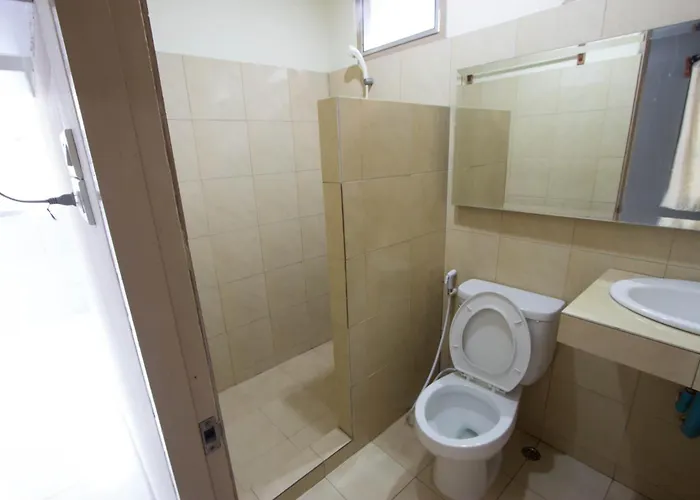Aa Garden Hostel *